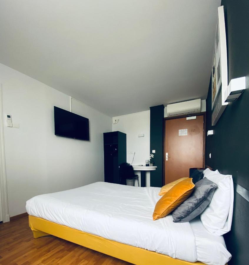 Hotel Air-lane Saint-Léger-sous-Brienne Dış mekan fotoğraf